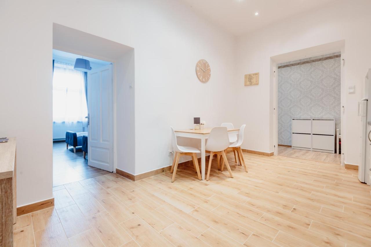 Atticus Apartments Krakow Exterior photo